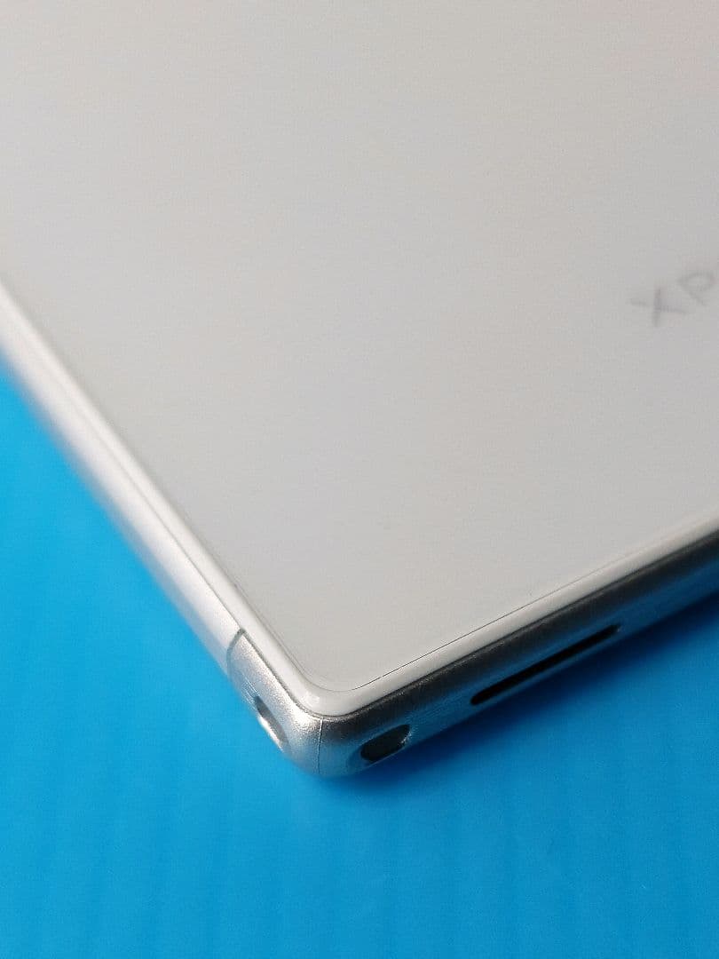 【美品】SONY Xperia Z Ultra SGP412（W）ホワイト