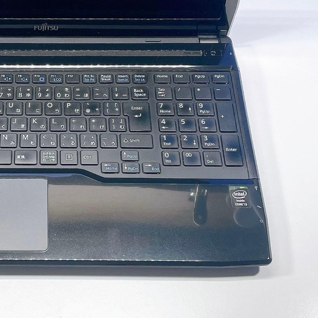 Windows11✨たっぷり保存❣️大容量1TB✨ノートパソコン カメラ付き