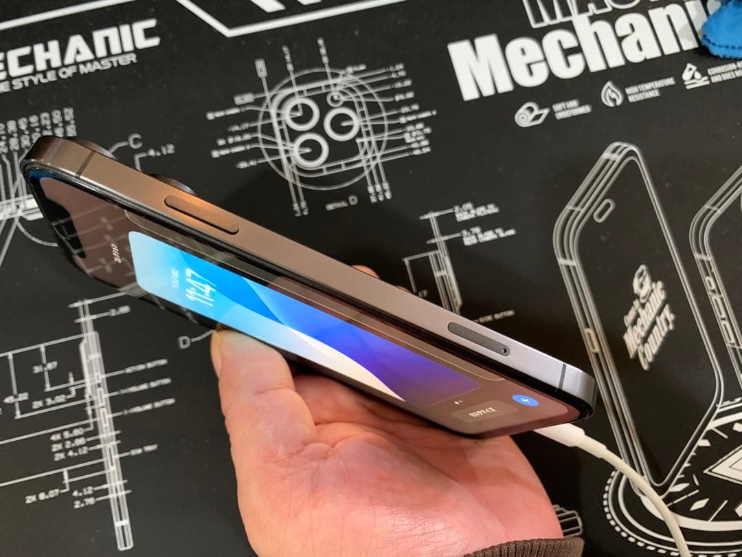 ト*ヨ様 Apple iPhone XR カスタム品 (16Pro風) 128G