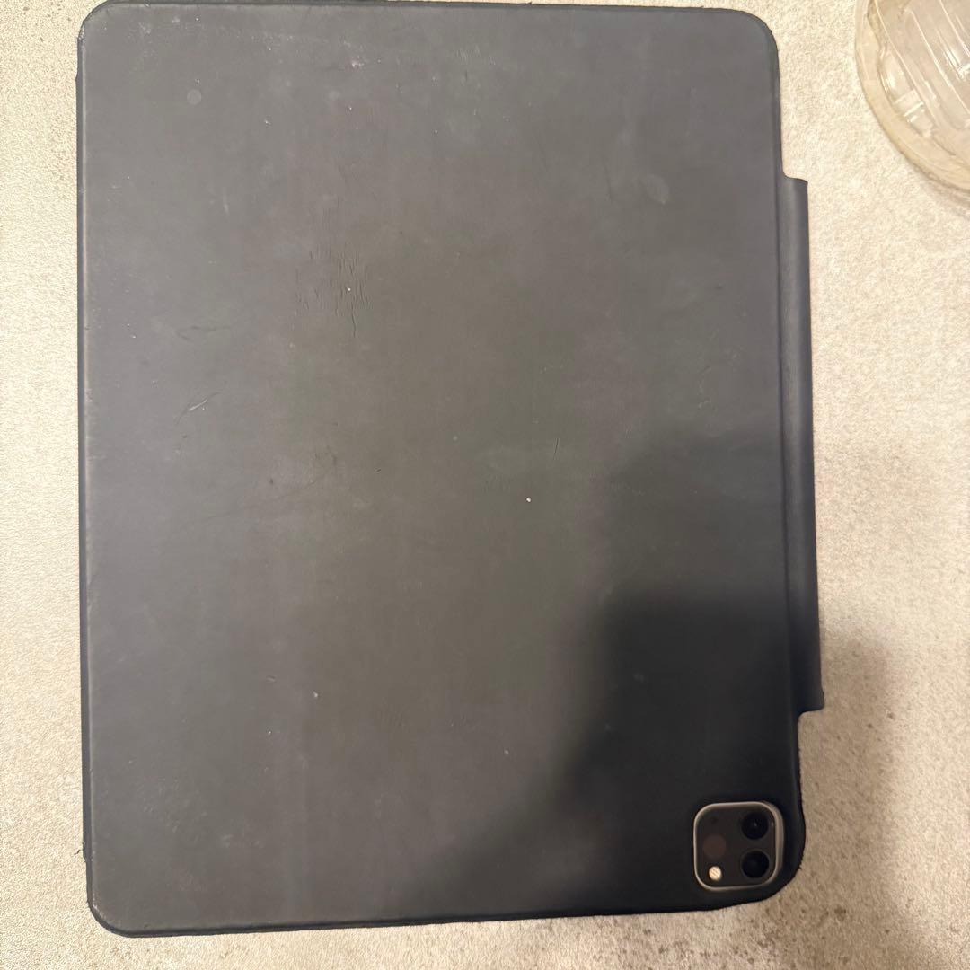【早い者勝ち】iPad Pro 第5世代　12.9 シルバー