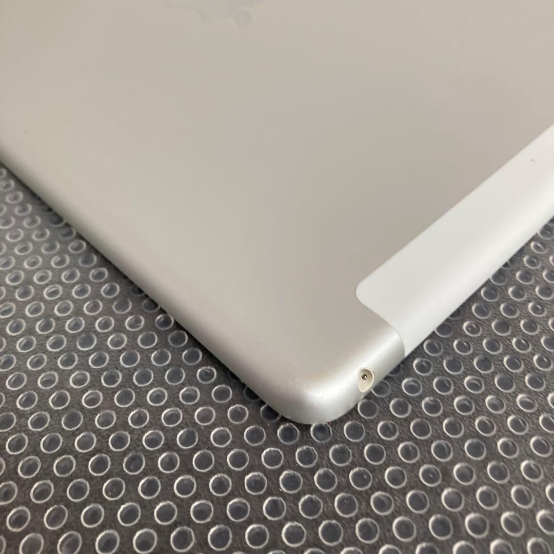 836【早い者勝ち】電池良好☆iPad7 第7世代 32GB SIMフリー☆