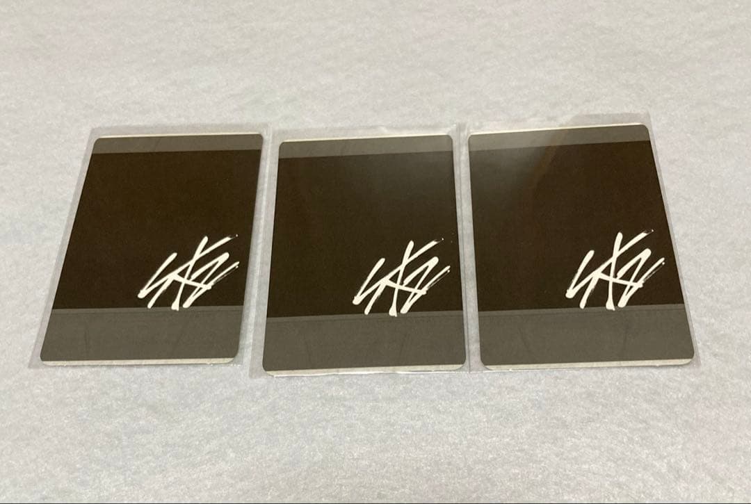 stray kids ヒョンジン　unveil ポラロイド