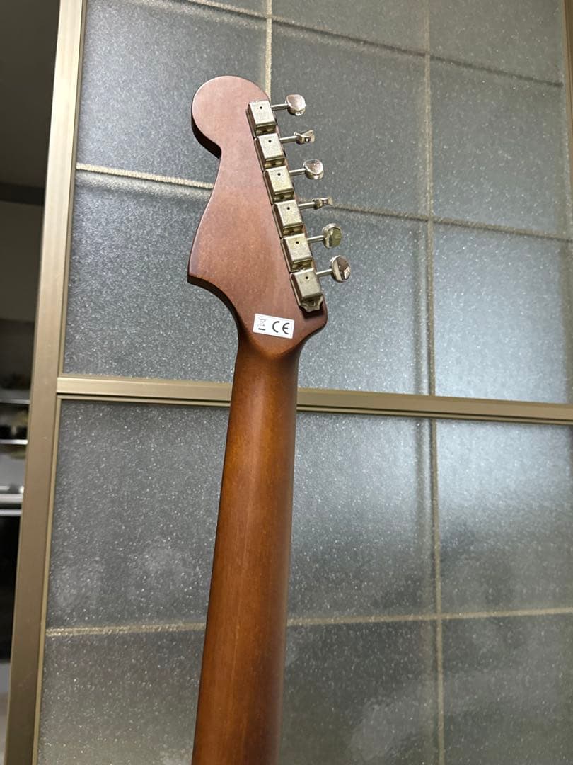 fender エレアコ　Newporter Player オリーブサテン　美品