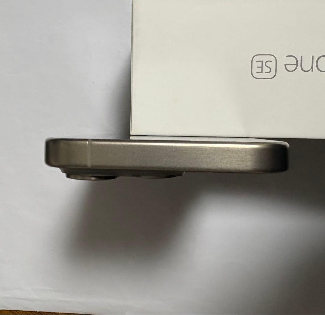 【週末特価】Apple iPhone15Pro ナチュラルチタニウム 本体