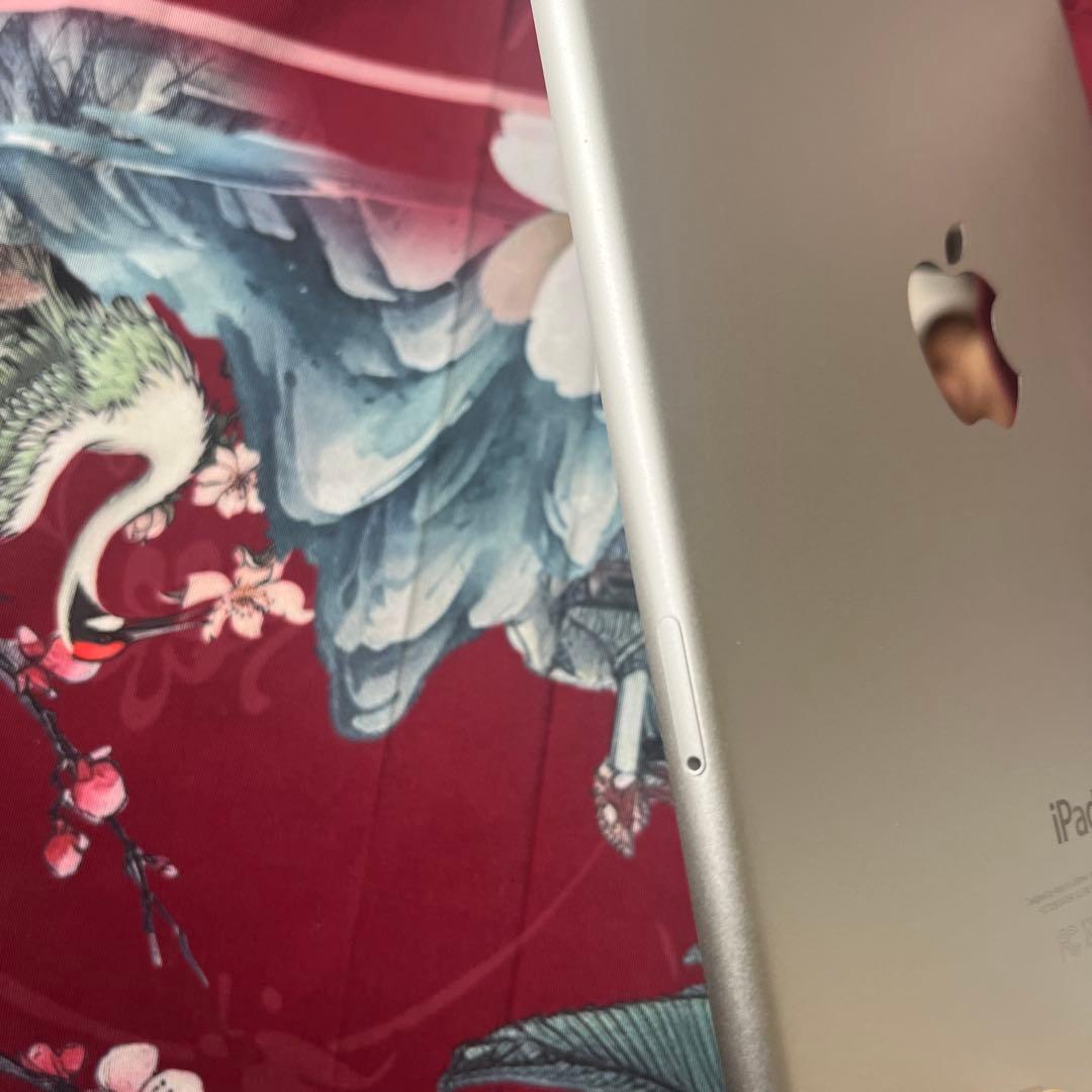Apple iPad 第4世代mini 128GB シルバー