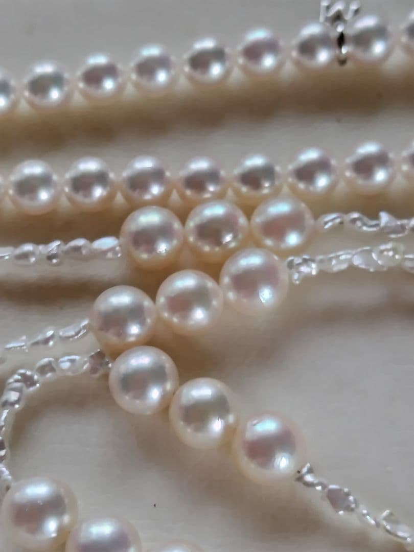 アコヤ真珠と、あこや芥子パールの、ネックレス