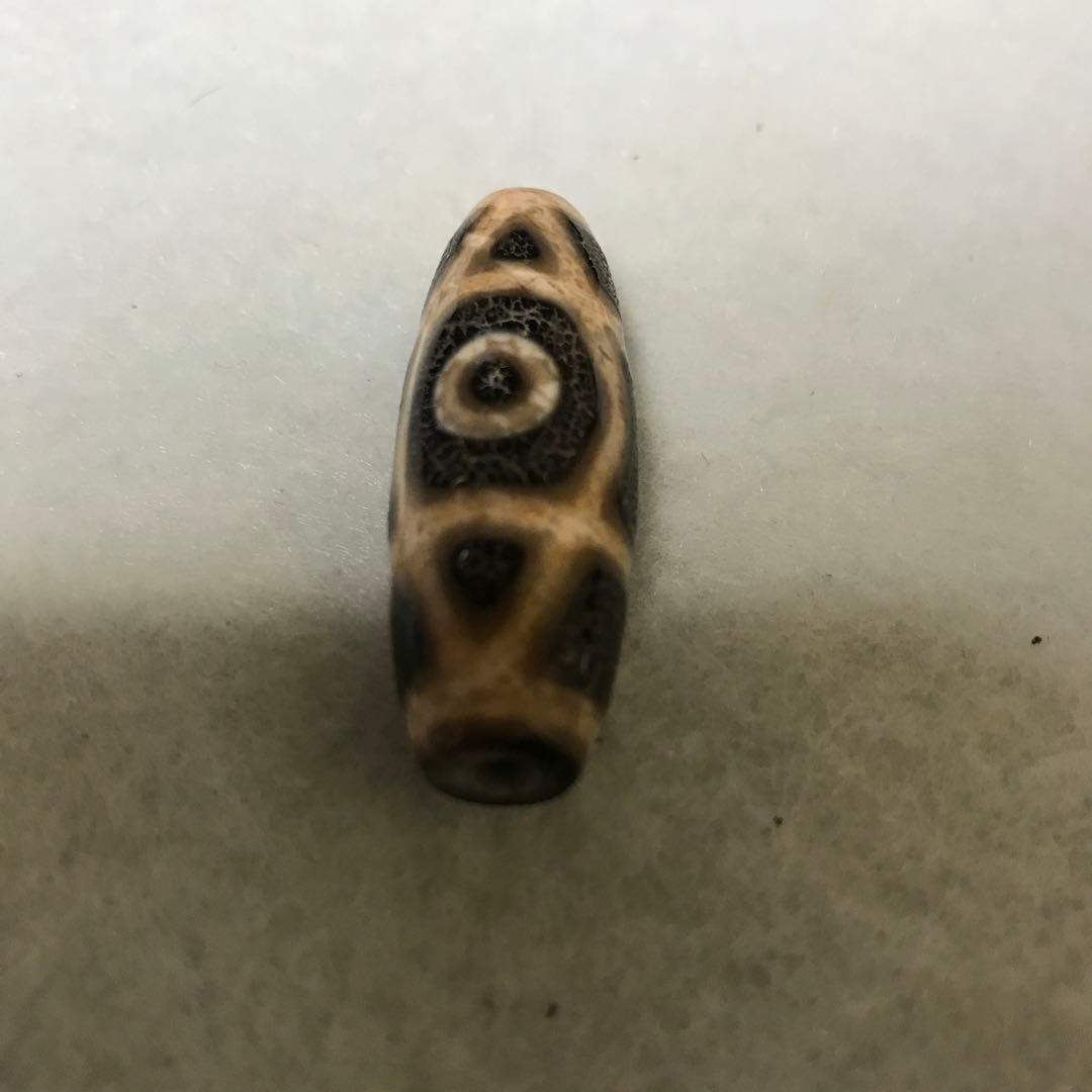 超激レア珍品‼︎ 古代老礦石　特別出品　特殊金剛ニ眼特殊天珠　マニア向き