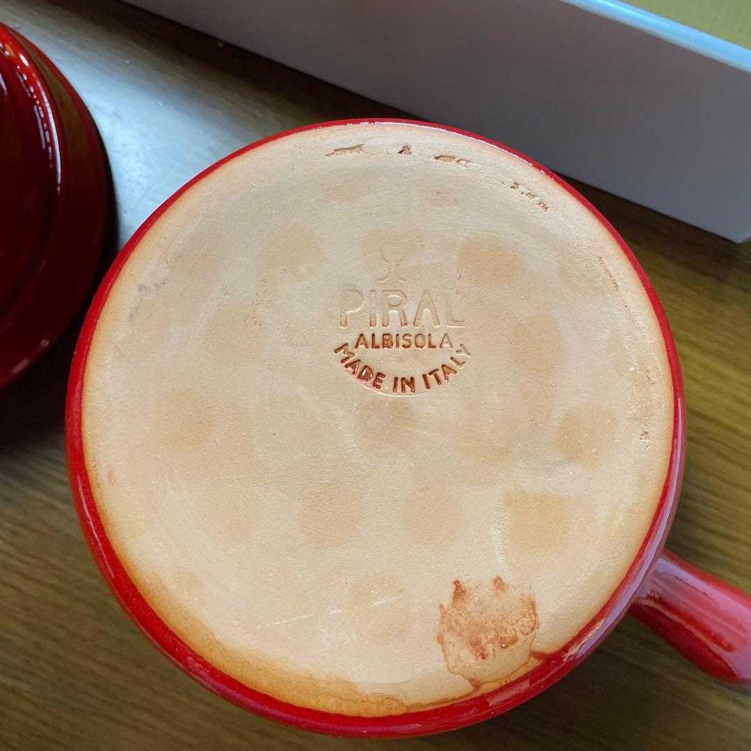 イタリア製「PIRAL（ピラル）」の片手鍋 落ち着いた赤色が可愛いフォンデュも❣️