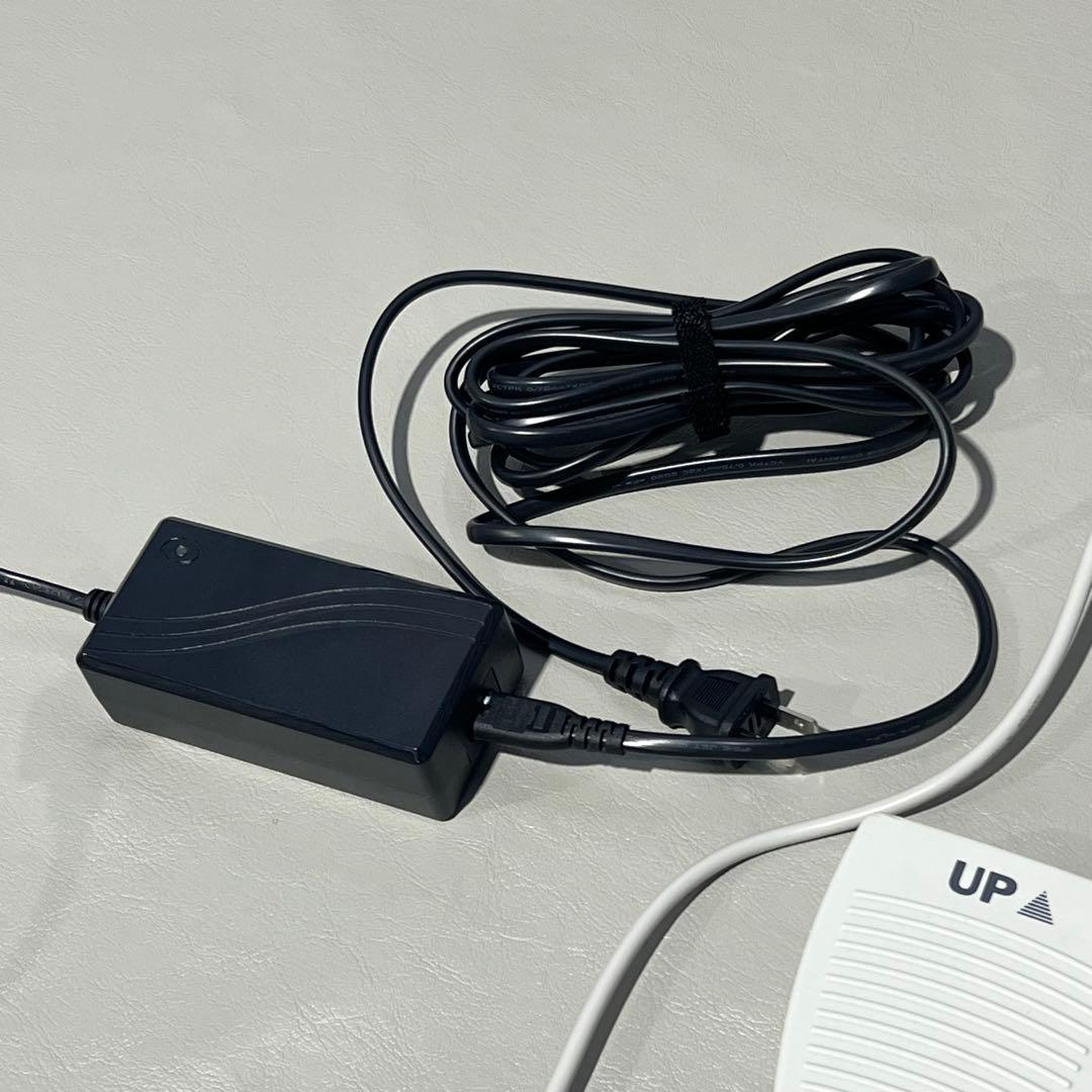 ［4207］美品 高田ベッド 電動ハイロー マッサージベッド フットスイッチ式
