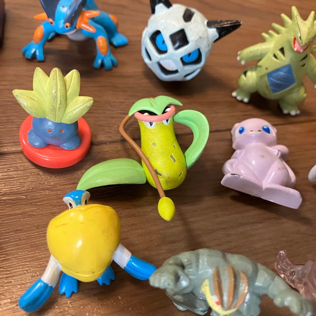 ポケモン コレクション　レトロ　フィギュア