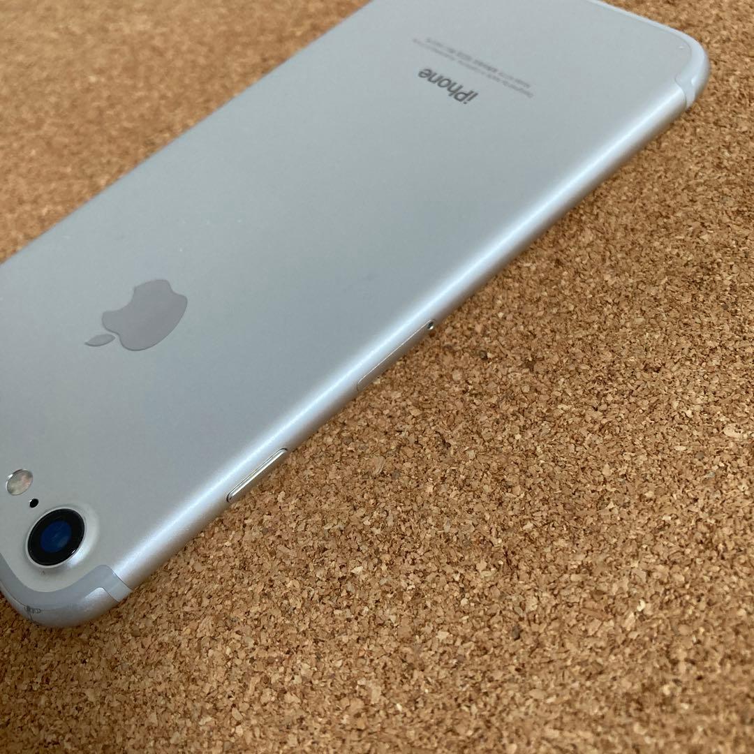 2970【早い者勝ち】iPhone7 128GB SIMフリー☆
