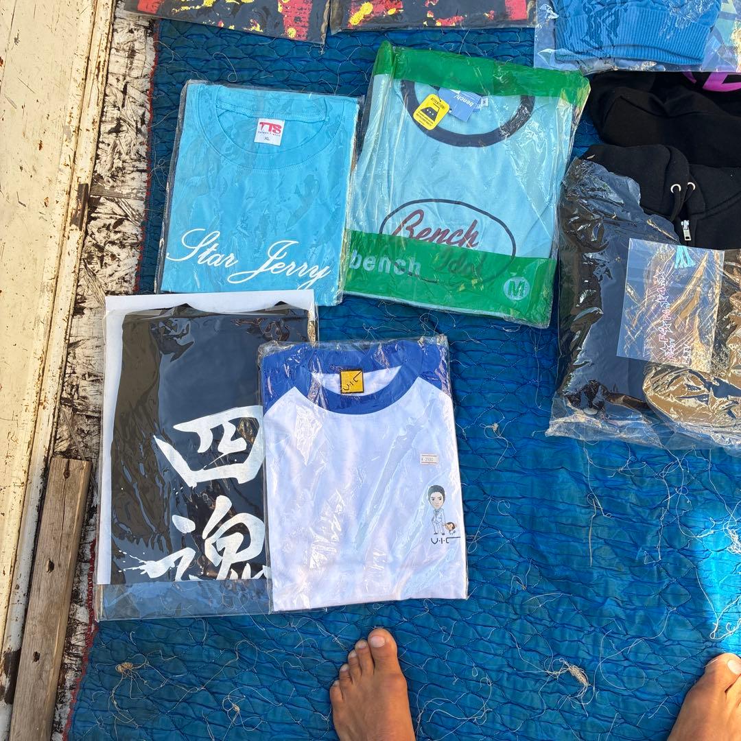 アイドルf4 台湾アイドルf4 コンサートグッズ多数新品 ヴィック・チョウ周渝民