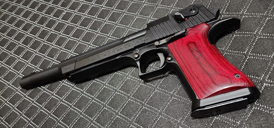 【東京マルイ】デザートイーグル .50 AE 10インチバレル グリップカスタム