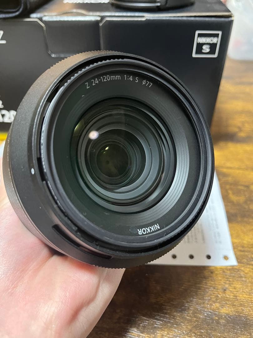 NIKKOR Z 24-120mm f/4 S レンズ