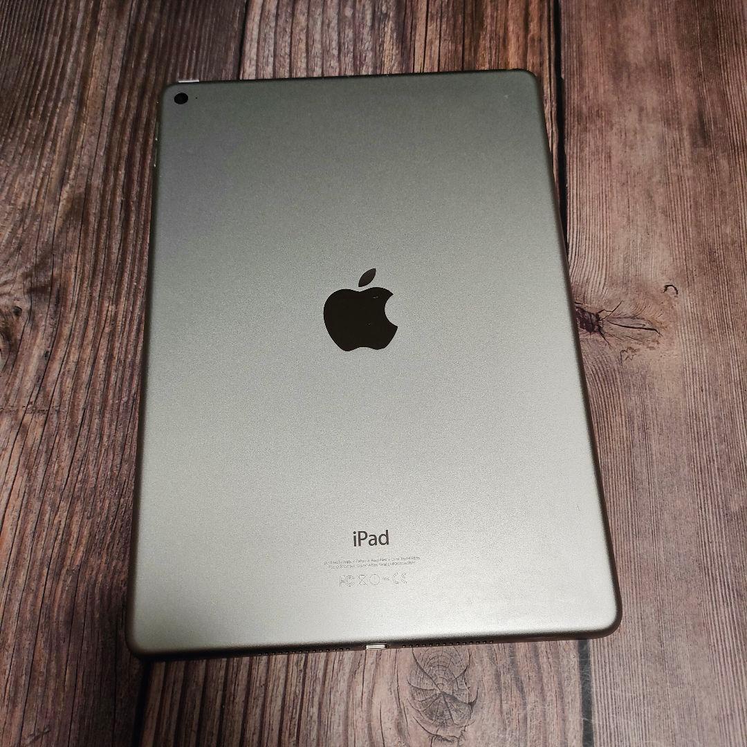iPad Air 2世代 64GB シルバー 美品 バッテリー100%