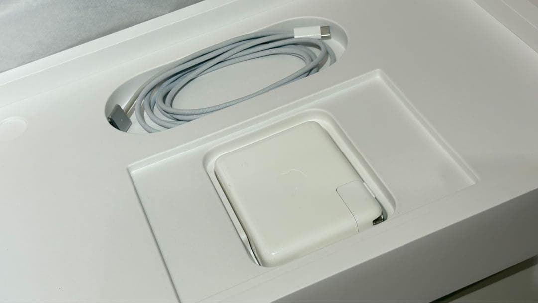 MacBook Pro M1 Pro 16インチ 32GB/512GB