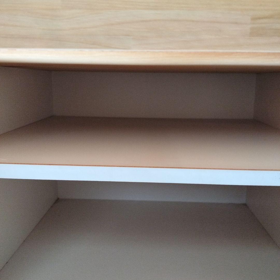 キャビネット　収納家具