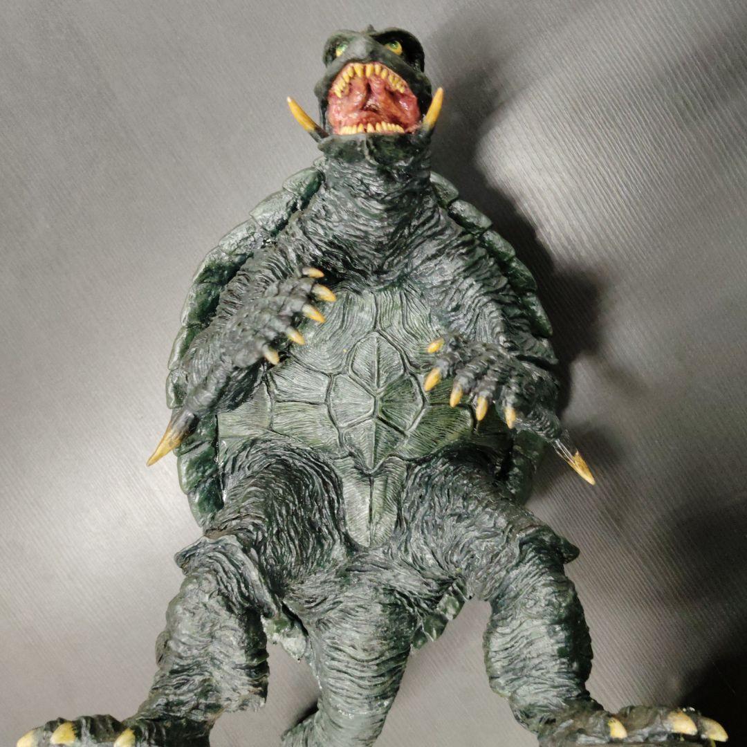 海洋堂酒井ゆうじ２０センチシリーズ！ガメラII。組み立て塗装済！ソフビ製です。