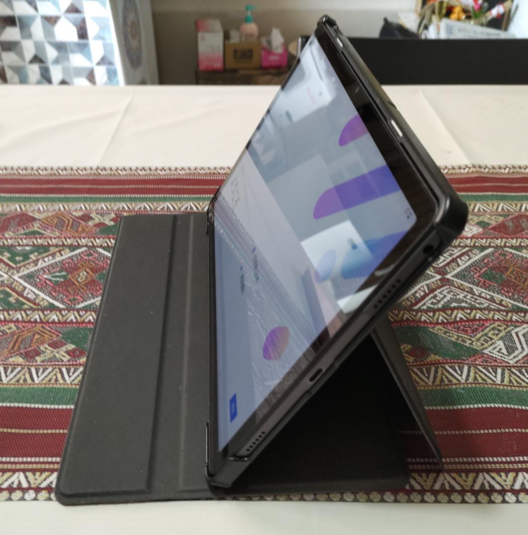 Lenovo TB128FU　WiFiモデル