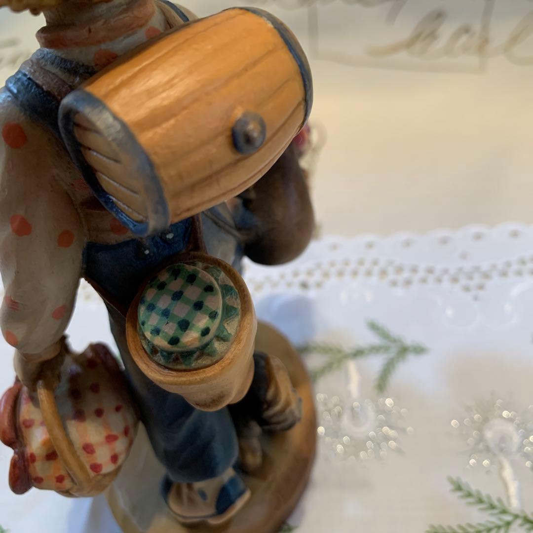 ANRI アンリ人形　ピクニック中の男の子！オレンジの水玉模様が可愛いです！