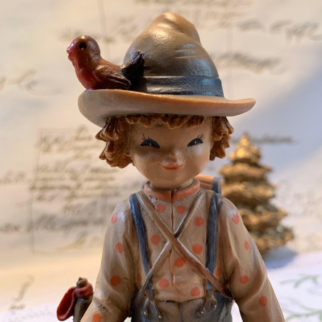 ANRI アンリ人形　ピクニック中の男の子！オレンジの水玉模様が可愛いです！