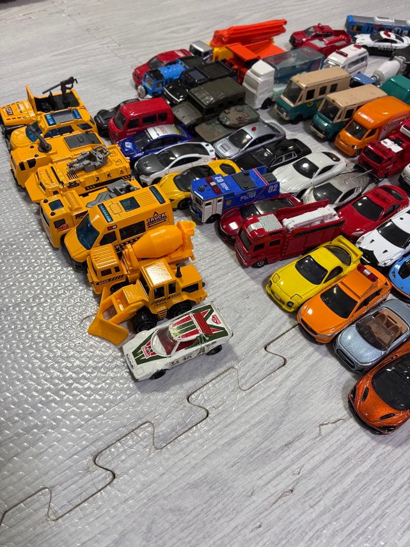トミカまとめ売り　 約80台以上
