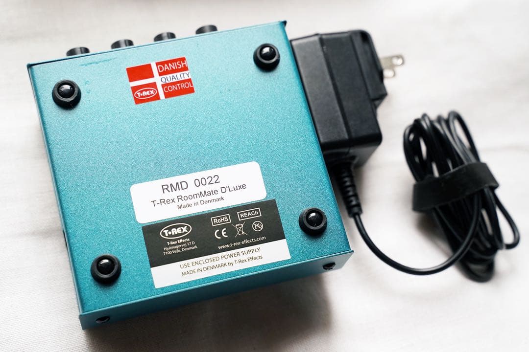 T-REX ROOMMATE D’LUXE ステレオデジタルリバーブ 真空管搭載