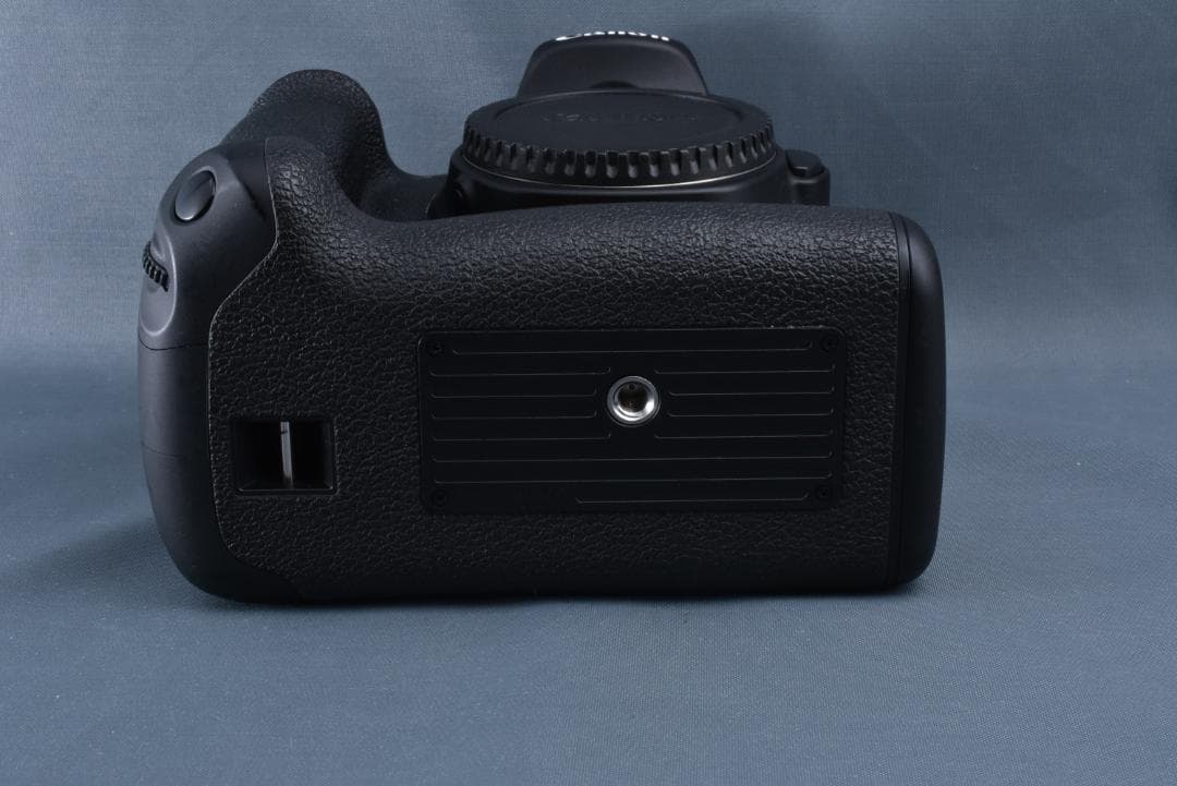 【美品】Canon EOS 60D ＋ バッテリーグリップ BG-E9 セット
