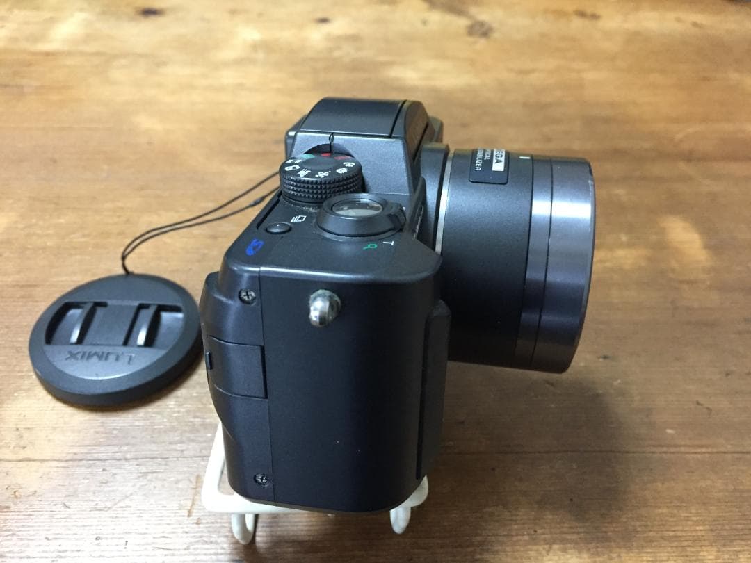 超美品 撮影画像あり　Panasonic　DMC-FZ2　付属品あり　動作良好