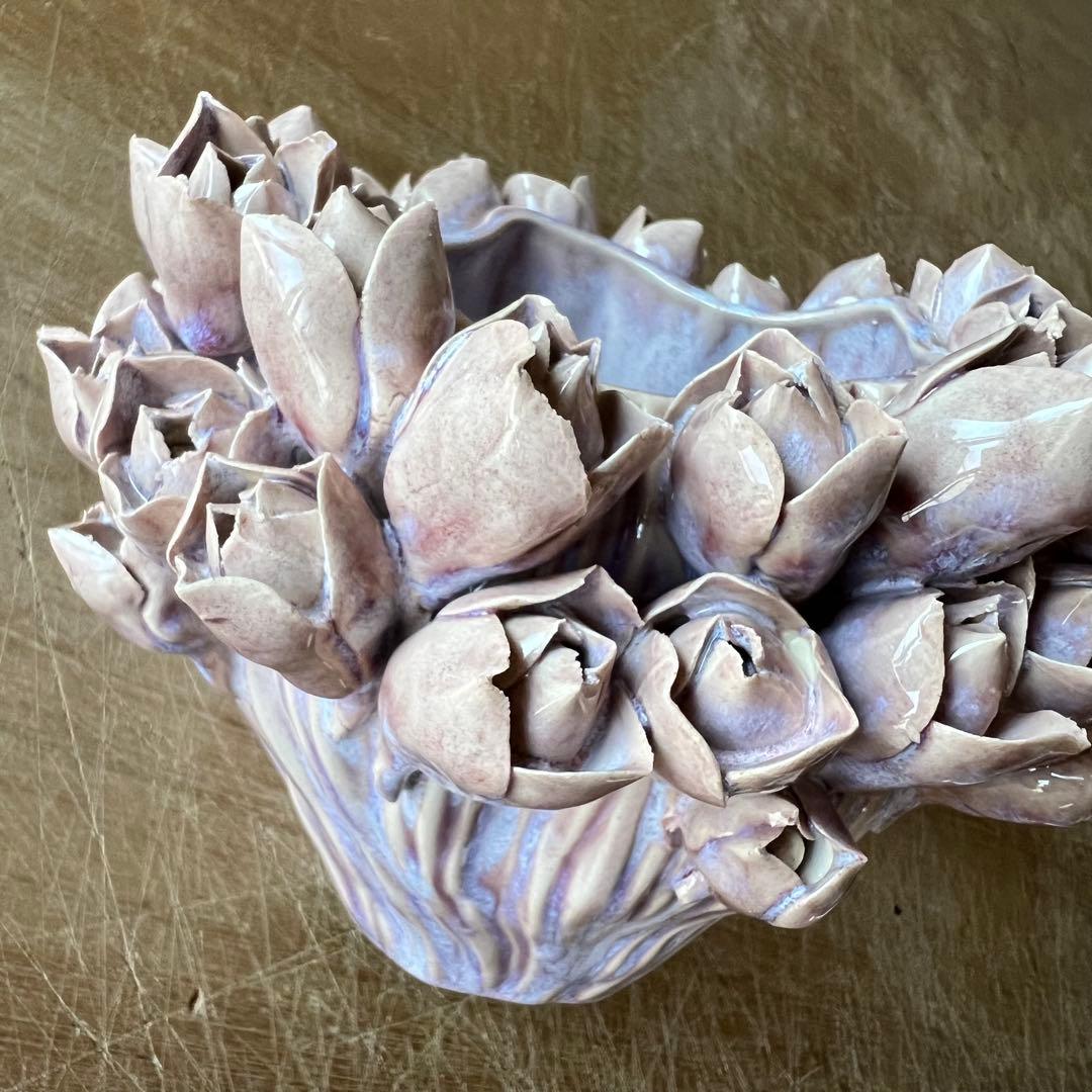 陶器製チェリーローズフラワーベース。大切な植物の為に