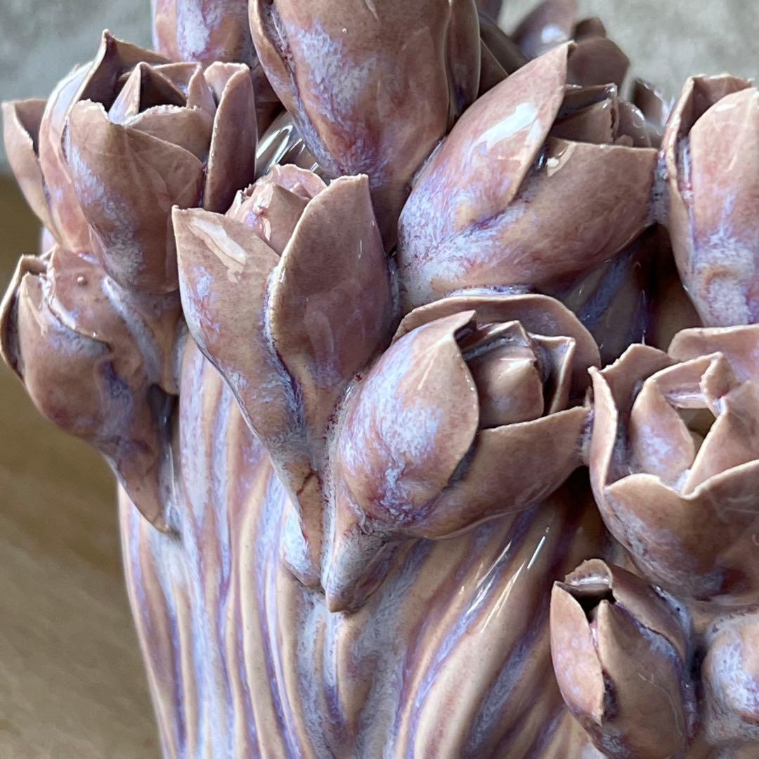 陶器製チェリーローズフラワーベース。大切な植物の為に