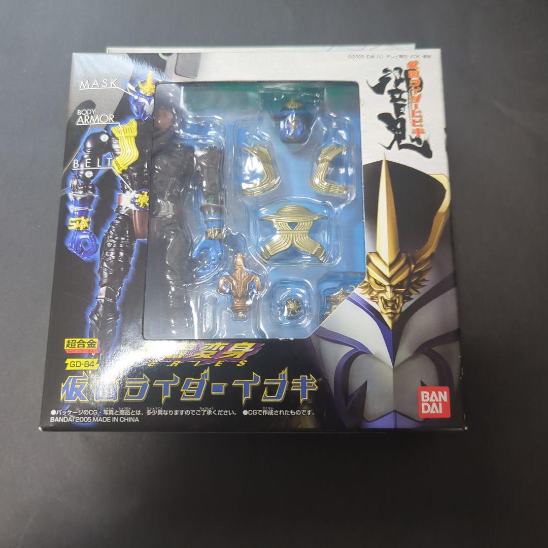 【新品・未開封】装着変身仮面ライダー響鬼　セット商品