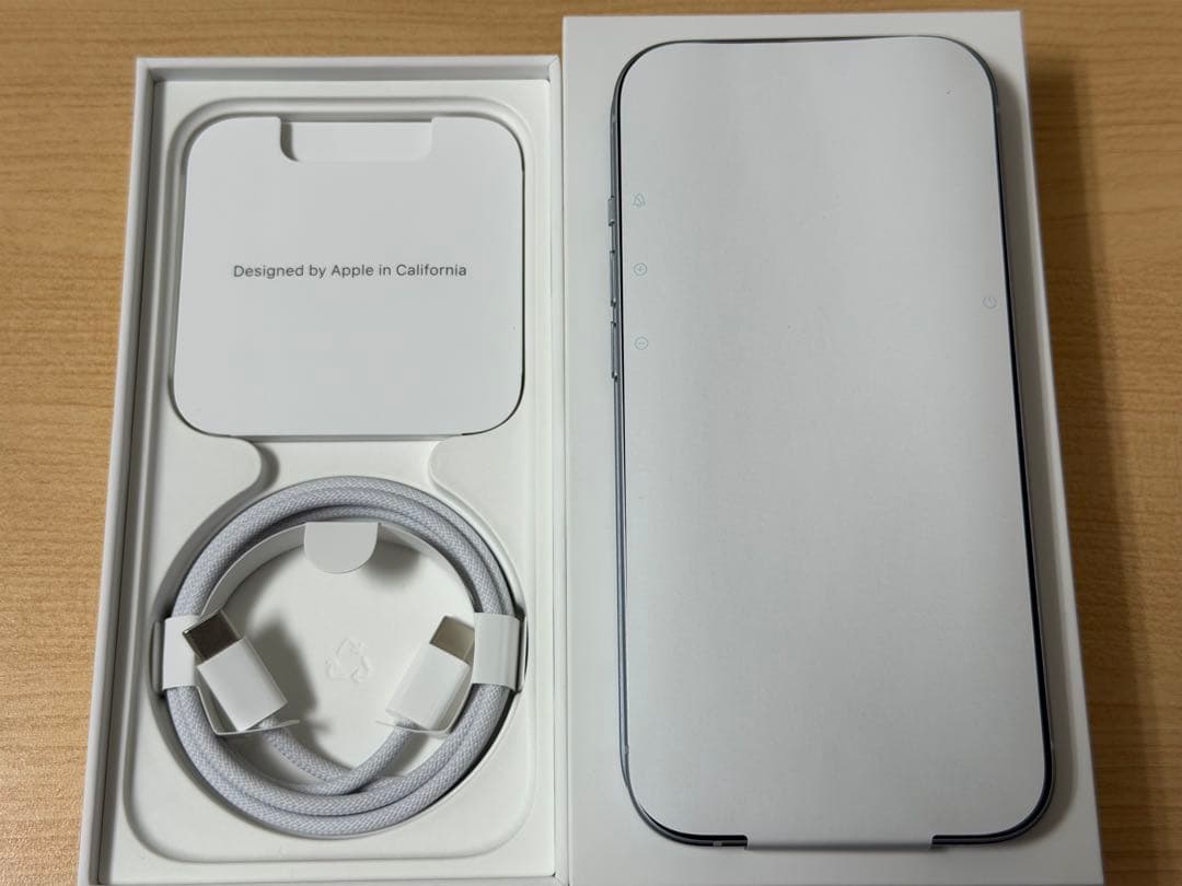 iPhone 15 ブルー 128GB バッテリー88%