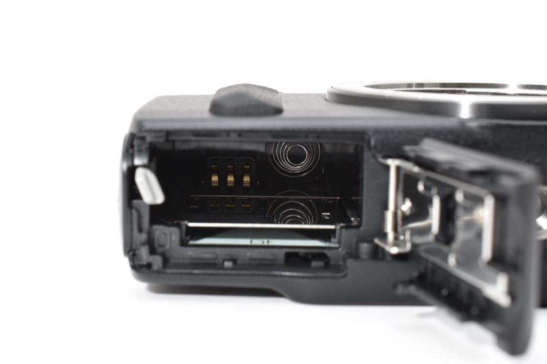 ■ 美品 ■ キヤノン　Canon EOS M レンズセット 安心の動作確認済品