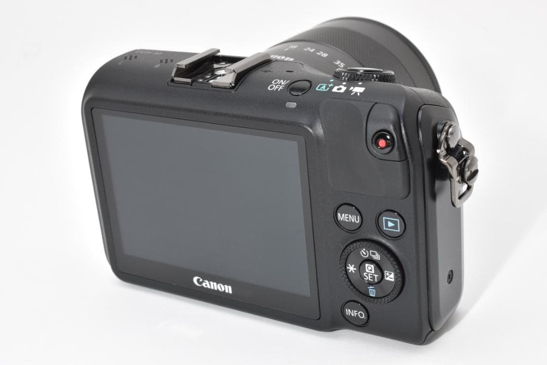 ■ 美品 ■ キヤノン　Canon EOS M レンズセット 安心の動作確認済品