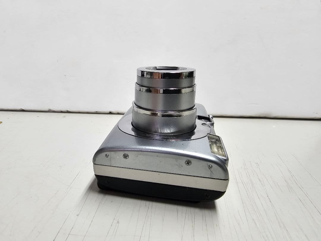 d*7様 Canon IXY DIGITAL800IS シルバー コンパクトデジ