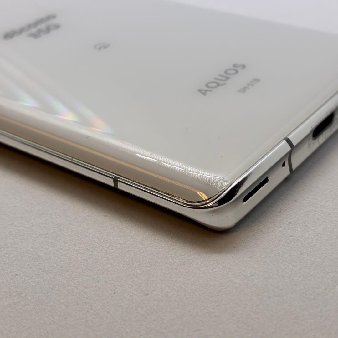 y*y様 Ya10560 AQUOS R6 SH-51B docomo