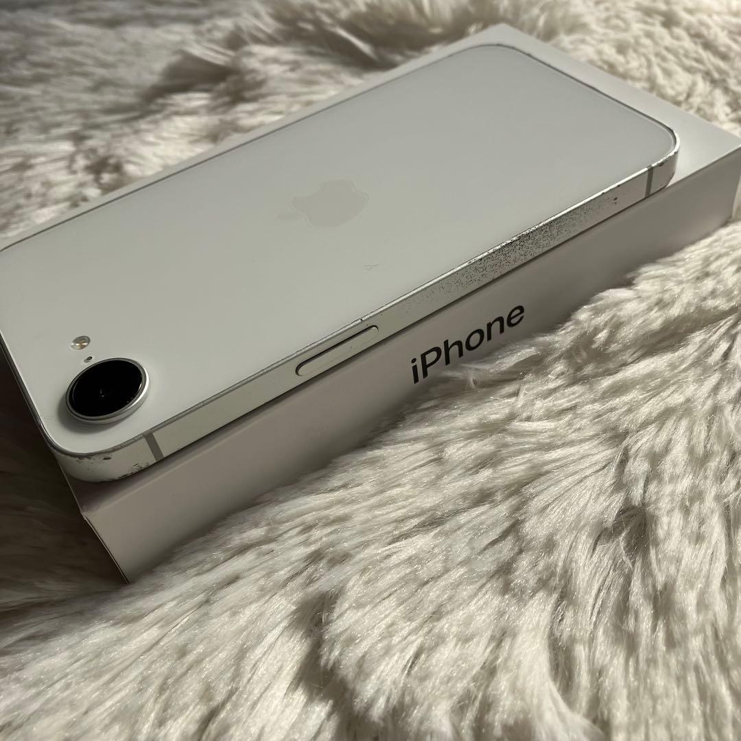 【2/22販売終了】iPhone 16e 256GB SIMフリー 【すぐ発送】