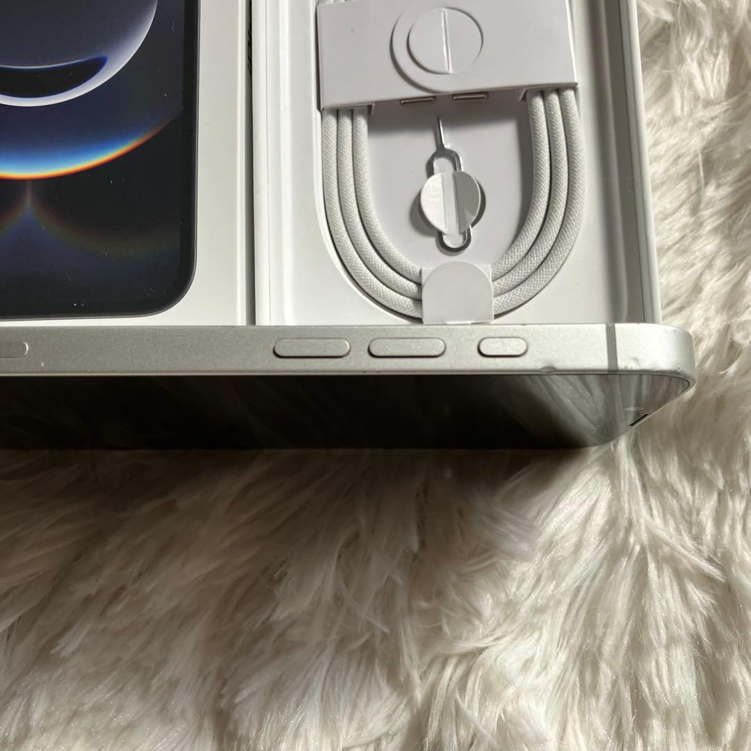 【2/22販売終了】iPhone 16e 256GB SIMフリー 【すぐ発送】