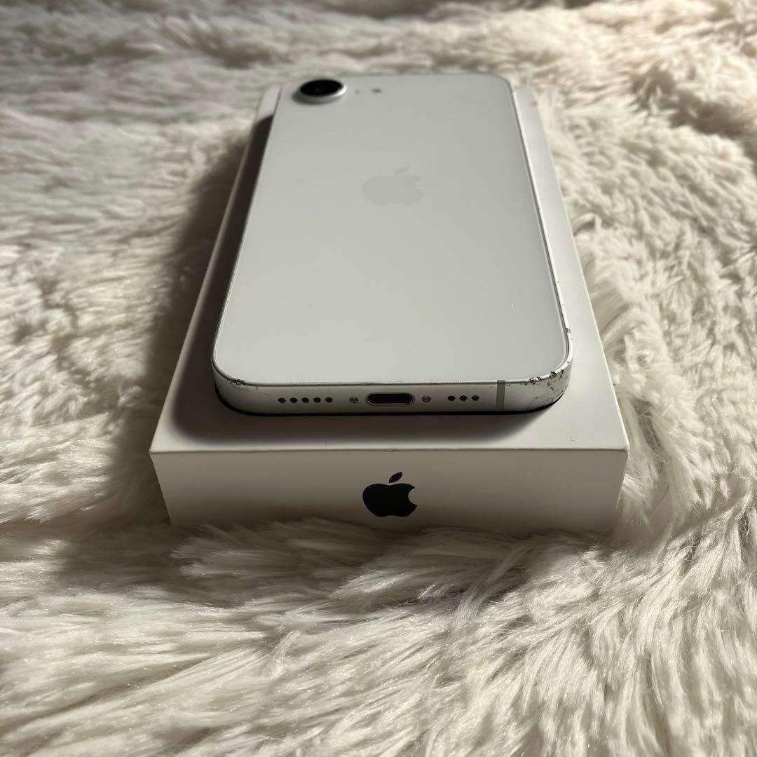 【2/22販売終了】iPhone 16e 256GB SIMフリー 【すぐ発送】