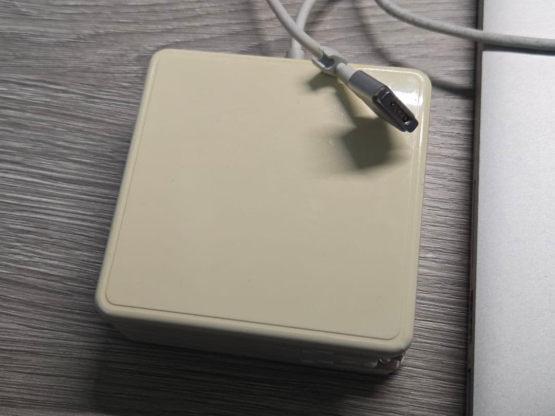 Apple MacBook Pro シルバー 13インチ Early 2015