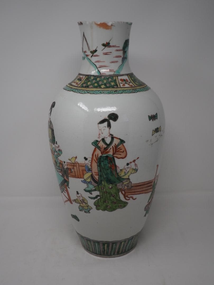 色絵　中国人物画　花瓶　大清康熈年　大清康熙年製　300年前の