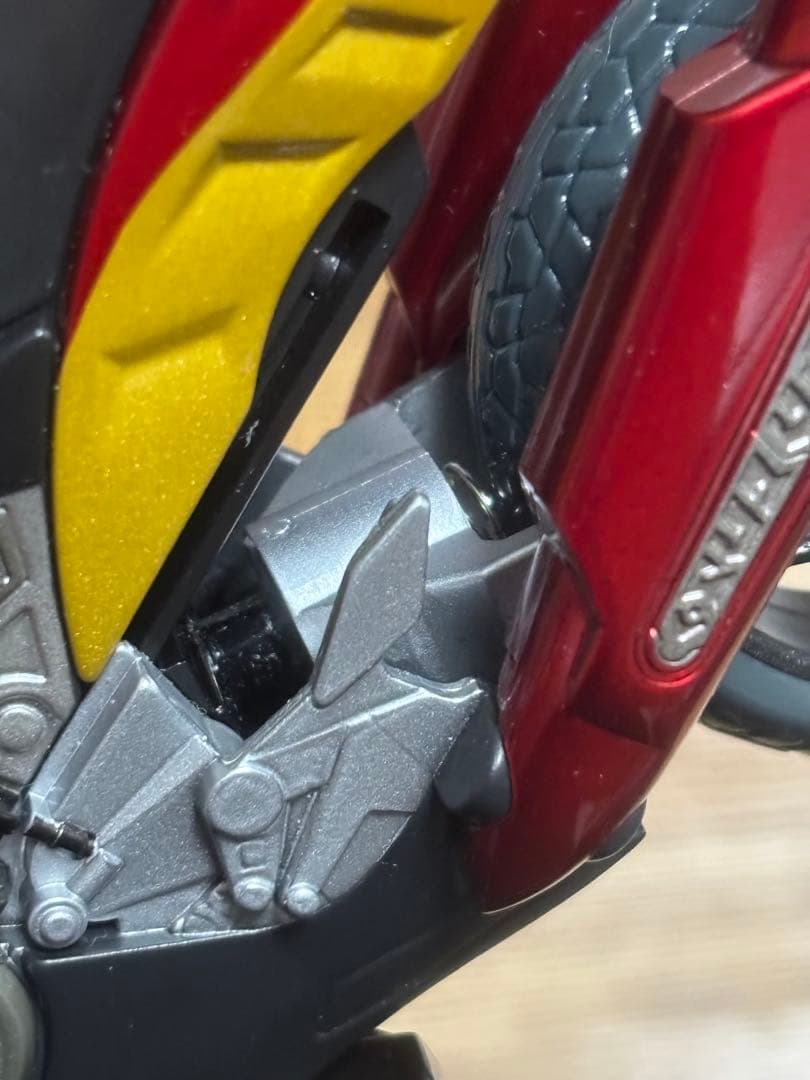マシントルネイダーex 仮面ライダーアギト バイク フィギュアーツ 真骨彫 手首