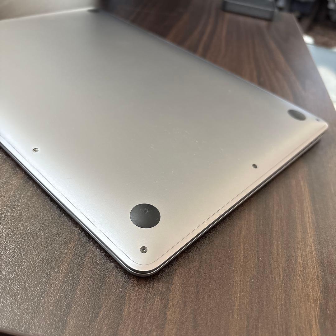 値下げM1 MacBook air 8GB 256GB USキーおまけ付