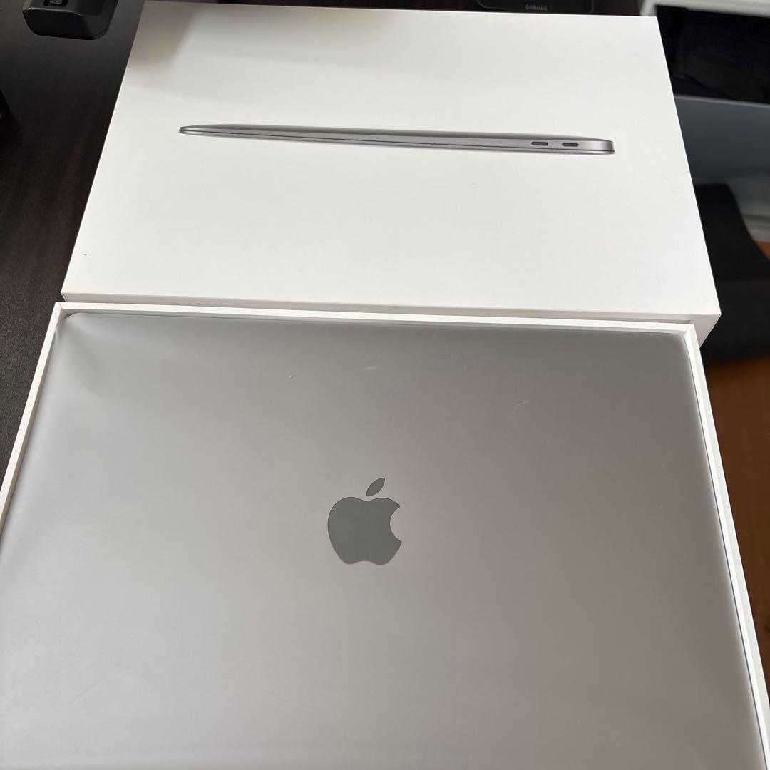 値下げM1 MacBook air 8GB 256GB USキーおまけ付