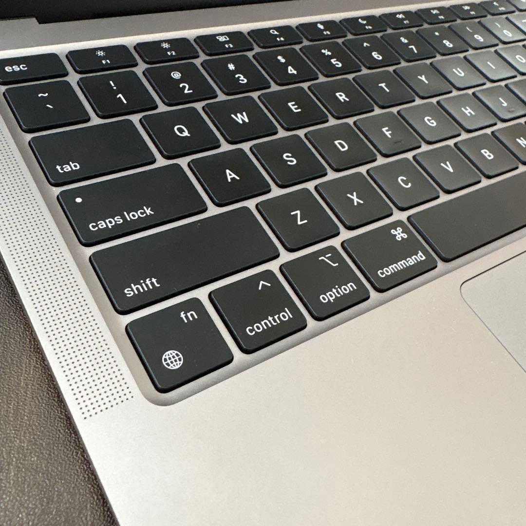 値下げM1 MacBook air 8GB 256GB USキーおまけ付