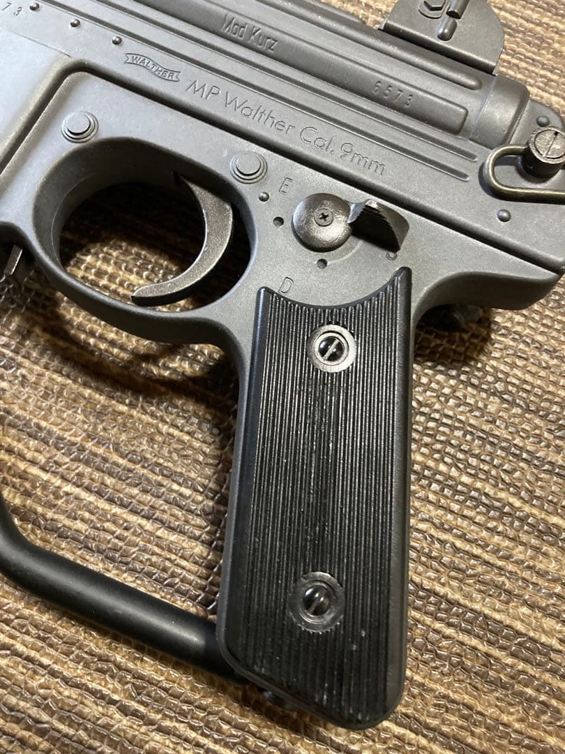 マルイ。ワルサー MPK エアコキ、可変ホップ。