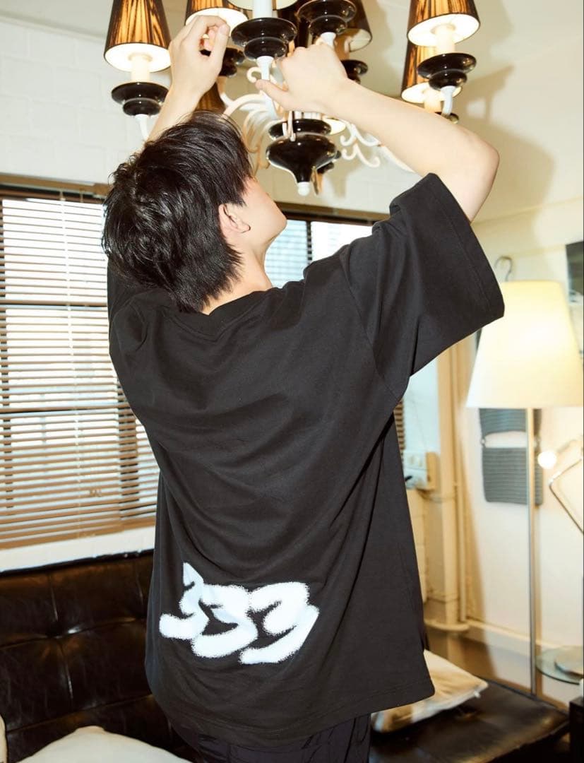 Tシャツ Yim Myalienz TutorYim