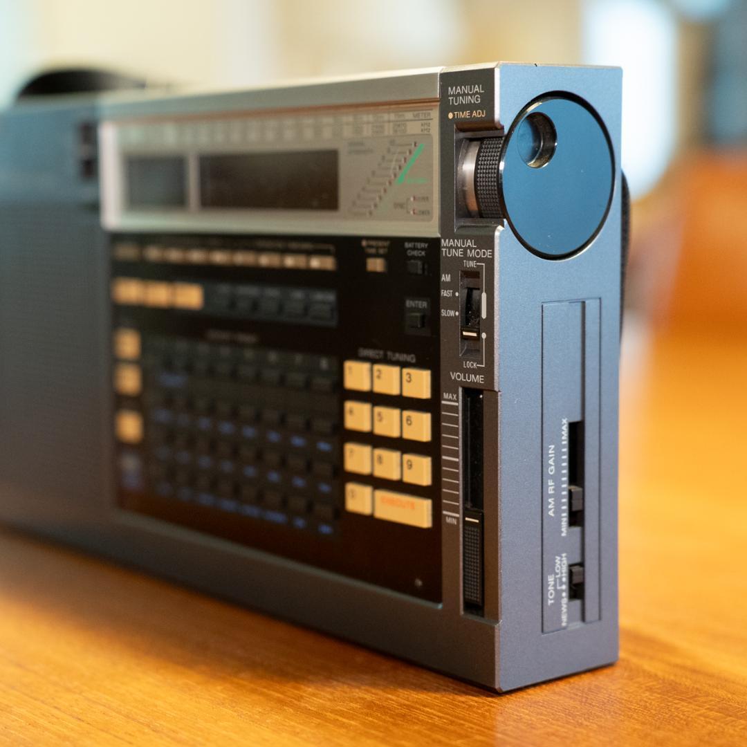 【名機・希少】SONY ICF-2001D 高性能ポータブル受信機 ジャンク