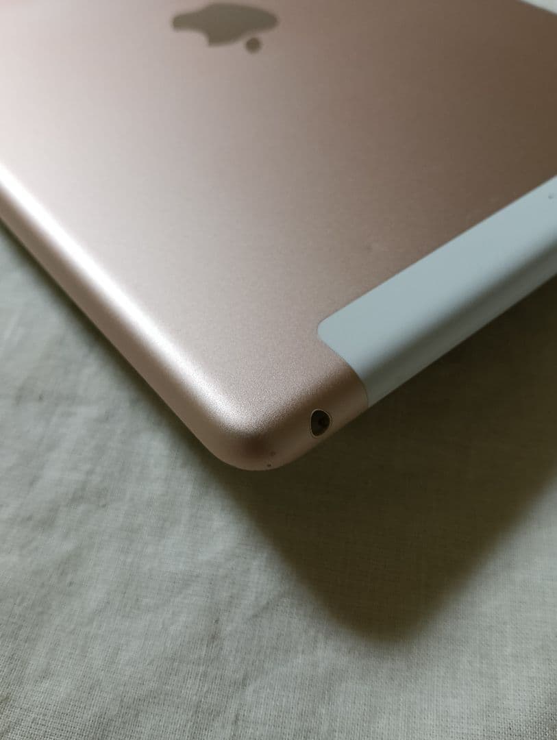 美品 iPad 第6世代 バッテリー89%